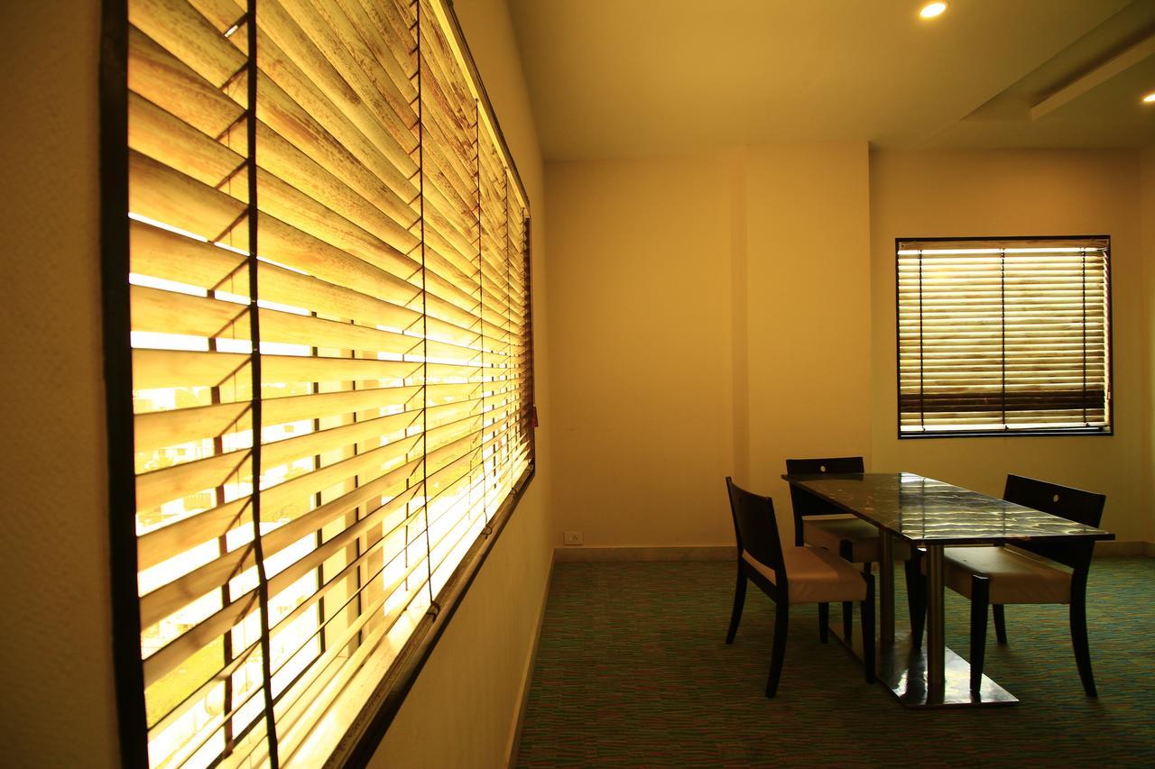เซียสตา สตาร์ ทีนคร Hotel เชนไน ภายนอก รูปภาพ