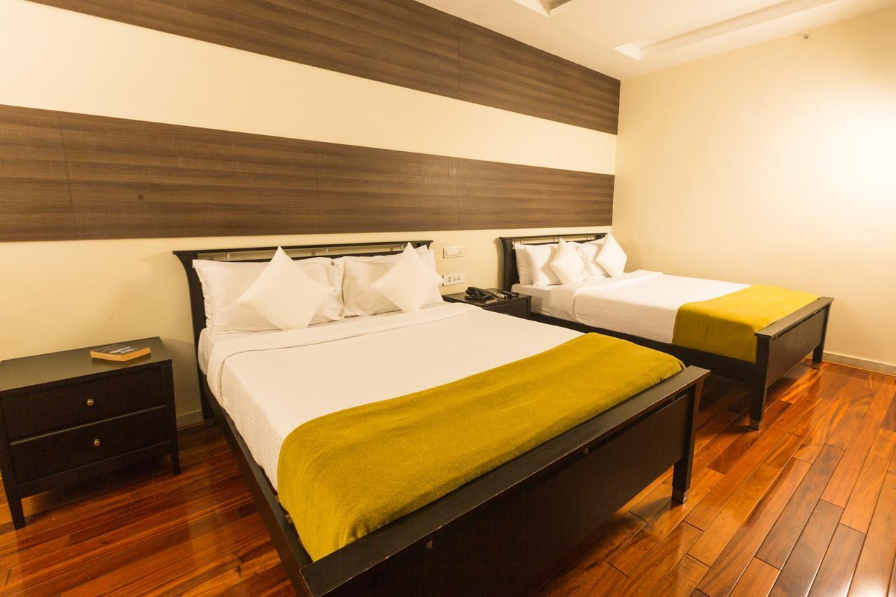 เซียสตา สตาร์ ทีนคร Hotel เชนไน ภายนอก รูปภาพ
