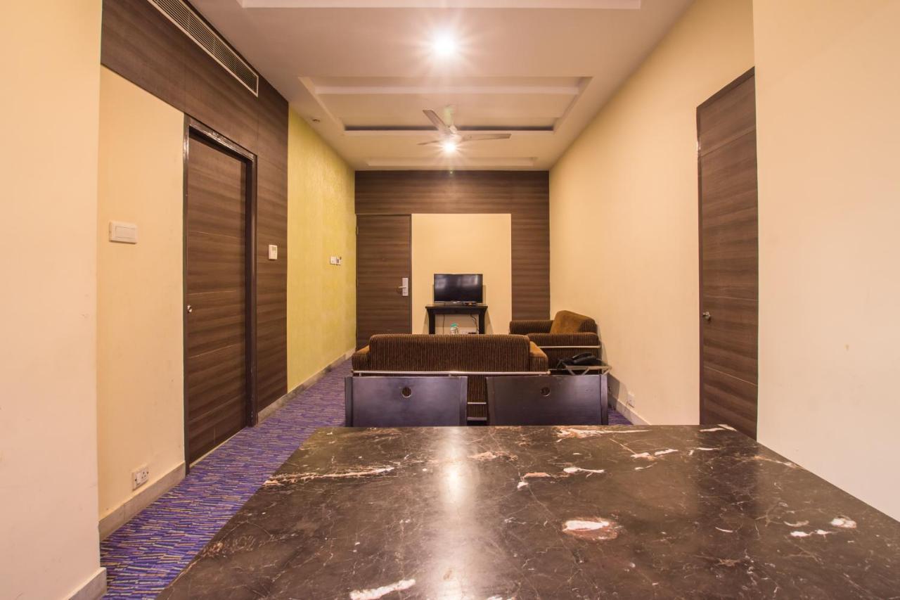 เซียสตา สตาร์ ทีนคร Hotel เชนไน ภายนอก รูปภาพ