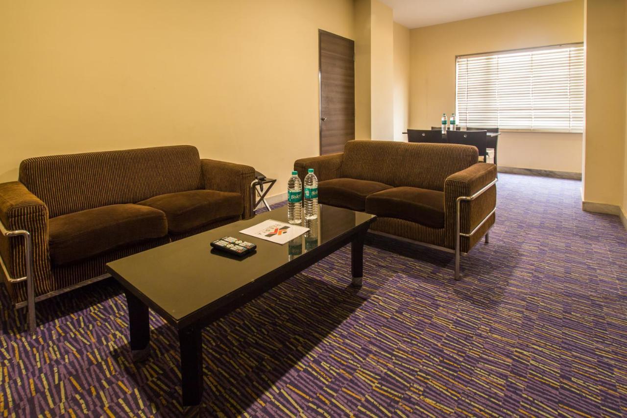 เซียสตา สตาร์ ทีนคร Hotel เชนไน ภายนอก รูปภาพ